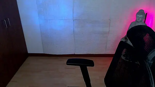 Chat +18 de GODDESS_EVANS ao vivo