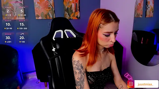 Justmia69's Live XXX Chat