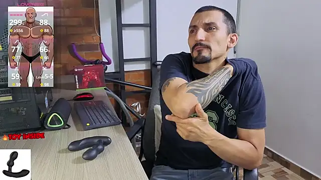 Chat XXX Live Marck_Muscle