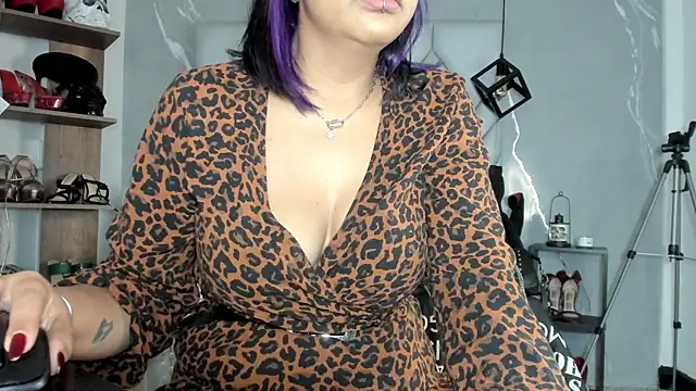 Chat XXX en directo de MirandaHaguen