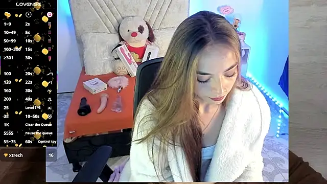 Mia_Victoria22 即時 XXX 聊天