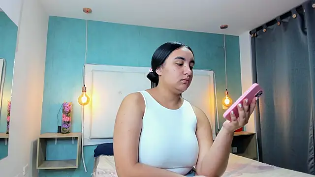 Chat XXX en directo de DominikDiaz