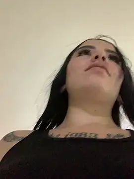 Valeriaa08 即時 XXX 聊天