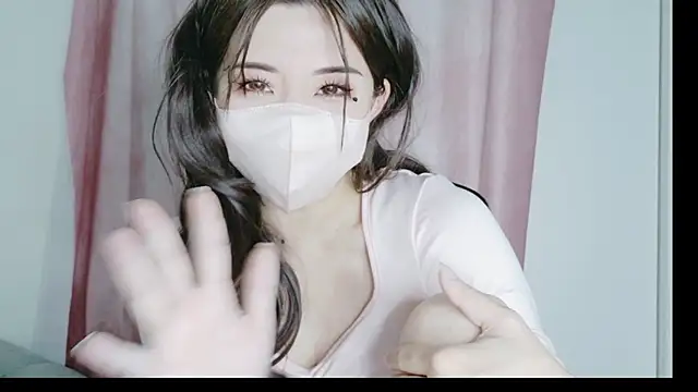 miu_2525 即時 XXX 聊天