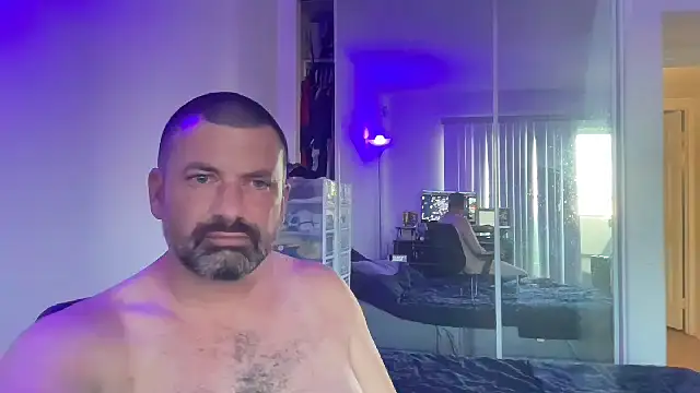 Chat XXX ao vivo de ThickRiver242
