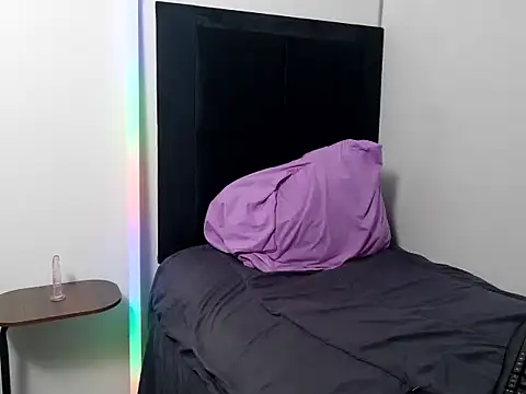 SpicedDove's Live XXX Chat