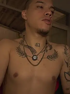 Chat XXX Live AlphaMasterXxx