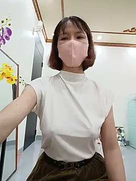 Emma_Linh 现场XXX聊天