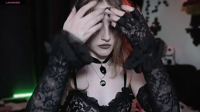 EllieMori_ 即時 XXX 聊天