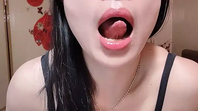 Онлайн чат XXX LinhChi_9x