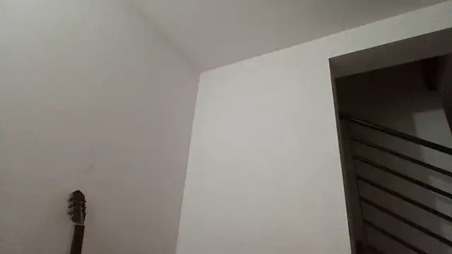 Alejandro92_cali 即時 XXX 聊天