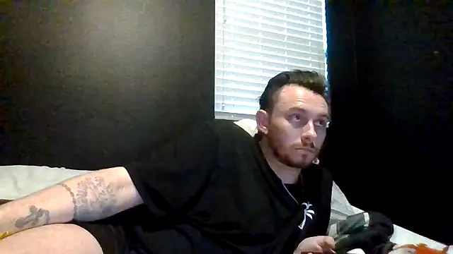 Mikecloudyhawk লাইভ XXX চ্যাট