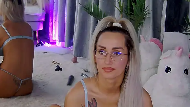 IsabelleEthan 即時 XXX 聊天