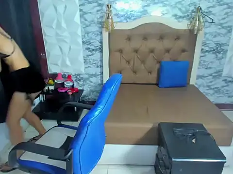 DannaPetitee Live XXX-chat