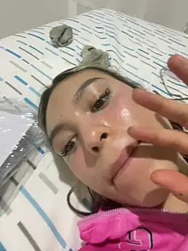 SweetCherry__ Adlı Modelin Canlı XXX Sohbeti