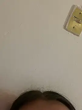 Chat XXX en directo de Maya_Manes