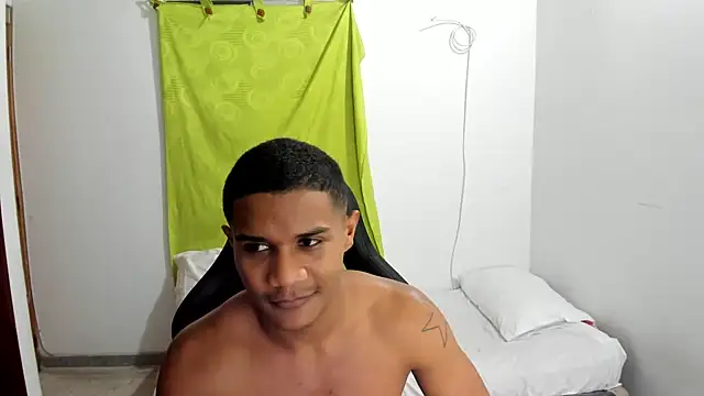 XXX chat uživo modela corzoethan