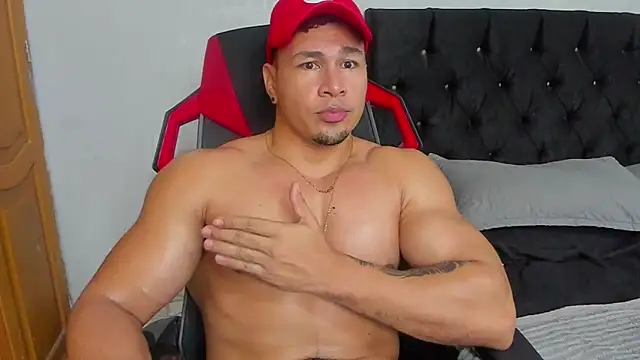 tyler_hank01 XXX чат на живо