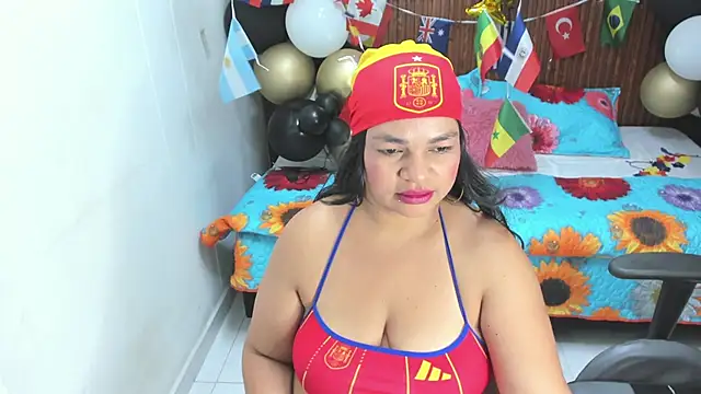 Cloe_35 Adlı Modelin Canlı XXX Sohbeti