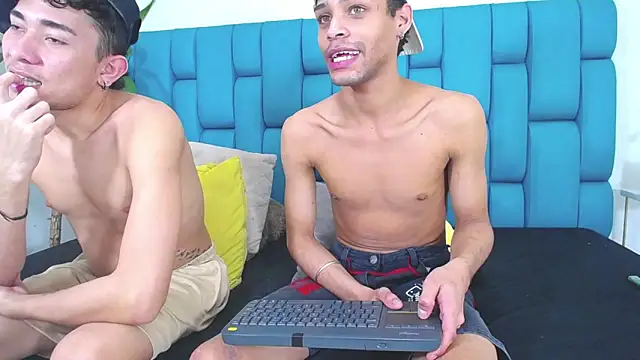 Živý XXX chat STRANGER_BOYS