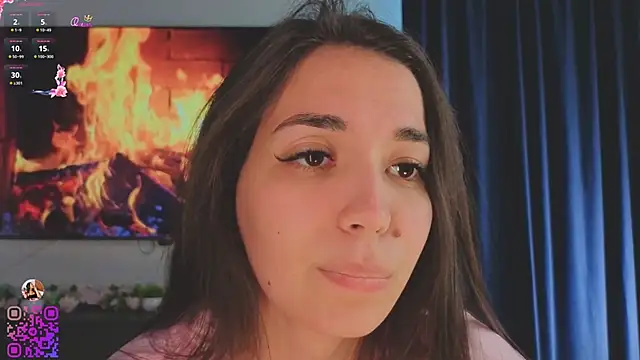 Chat XXX en directo de EmmyNoel