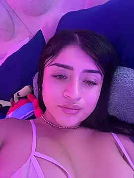 Chat +18 de lucianaroy ao vivo