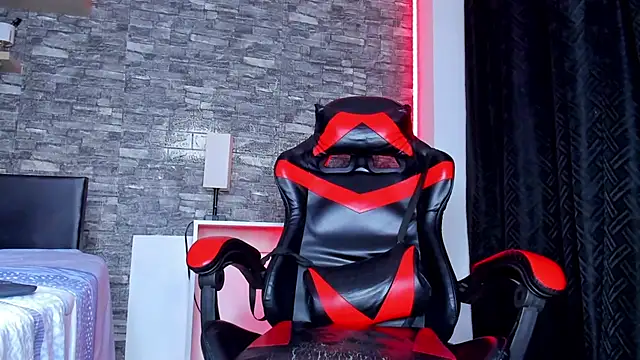 TheimperialBoys77 Show in webcam