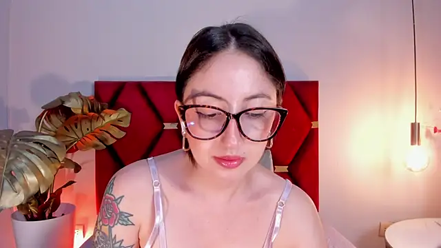 Živý XXX chat Emilywatsonn