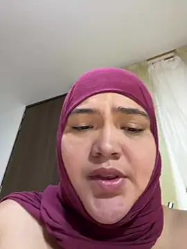 sweetmuslim01 Adlı Modelin Canlı XXX Sohbeti