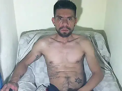 thomas2woodn Live XXX chat