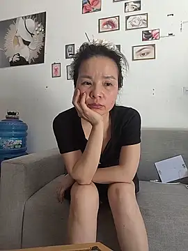 Ivy_Trix2 Obrolan Langsung XXX