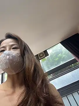 kiss_loo's Live XXX Chat