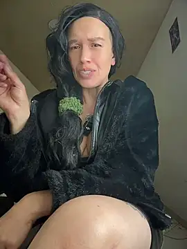 Онлайн чат XXX MARILYNKOVANOVA