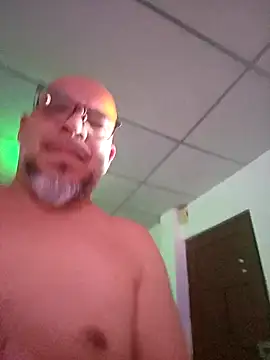 ANTHONYHOTT69 即時 XXX 聊天