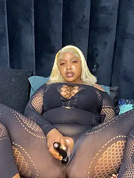 Živý XXX chat THICKBARBIE32