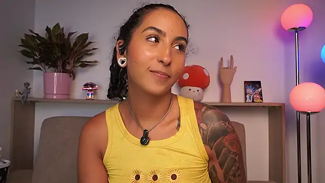 Chat +18 de agatha_collins_ ao vivo