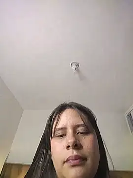 Онлайн чат XXX taylorlivee