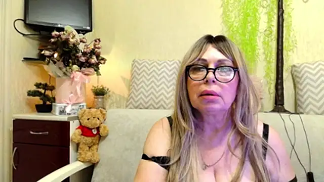 SusieNoreen's Live XXX Chat