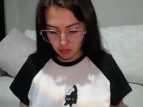 Chat XXX en directo de Mile_Evanns