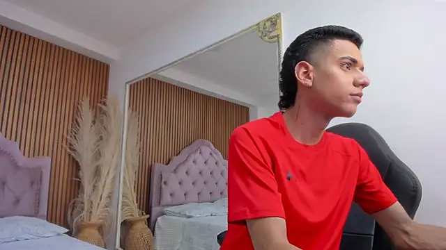 MathewAdamss Live XXX Chat