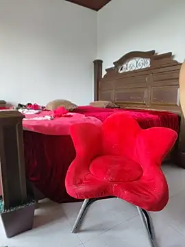 Chat +18 de Ruvi_Queen ao vivo