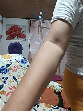 צ'אט XXX בשידור חי של Filipina_Desire