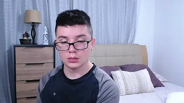 Chat XXX ao vivo de BlackFoXXX69