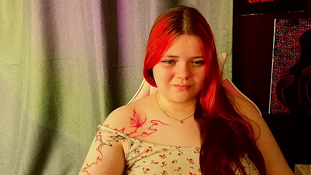 KellyFiery live XXX chat