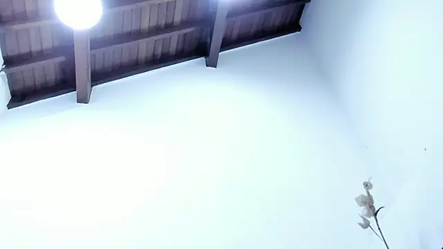 MaiaLopez 即時 XXX 聊天