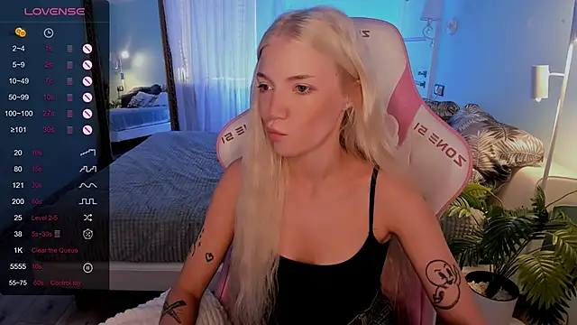 AnyaTaylor_ Chat XXX live