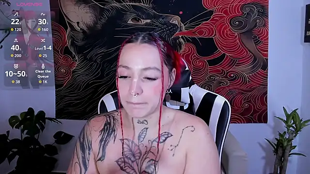 annika_taylor 即時 XXX 聊天