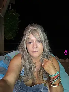 cowgirlc's Live XXX Chat