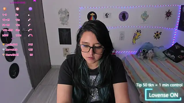 Czat XXX na żywo – Cherry_blush_