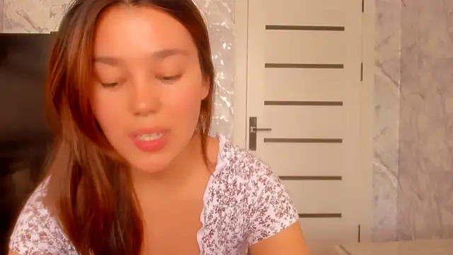 LunaXmii 即時 XXX 聊天